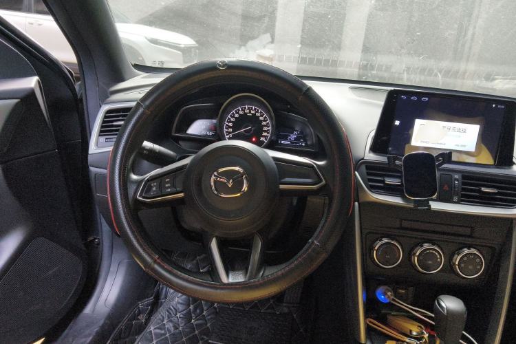 Used Mazda CX-4 2018 2.0L Automatic Two-Wheel Drive Blue Sky Dynamic Version China V Standard Steering Wheel