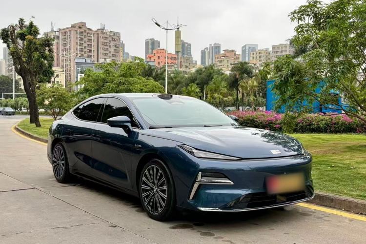 Used Geely Galaxy 8 2025 130km EM-P Starship Edition Exterior 1