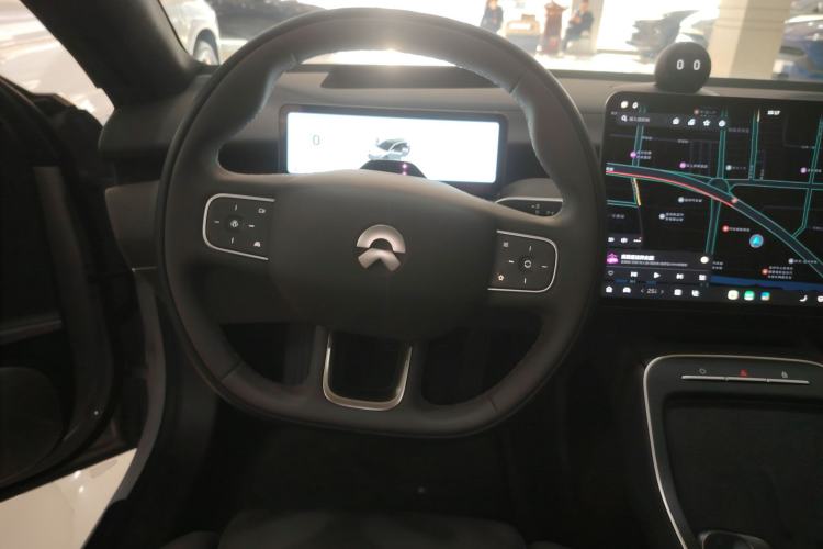 Used Nio ET5T 2025 75 kWh Touring Steering Wheel