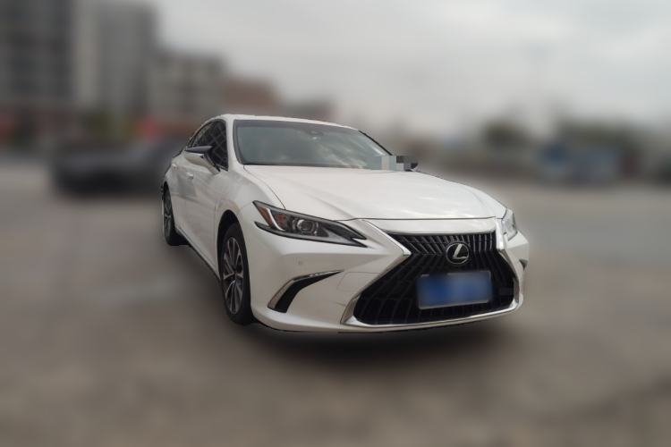 Used Lexus ES 2023 200 Excellence Edition