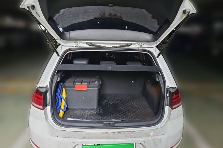 Used Volkswagen Golf Pure Electric 2020 Chari