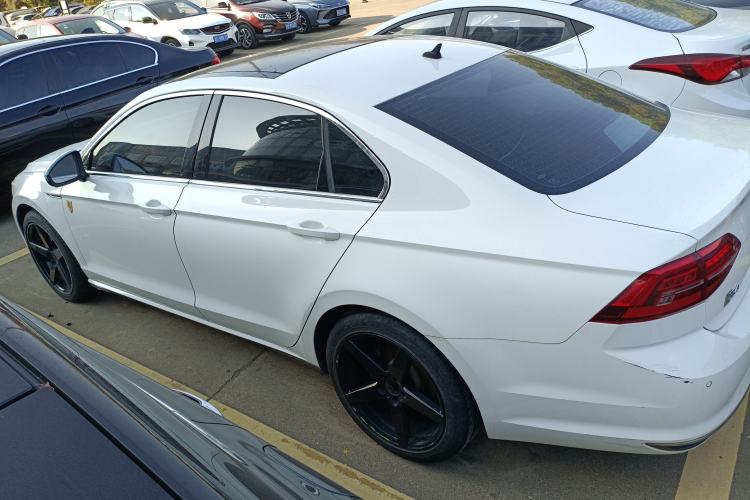 Used Volkswagen Lamando 2019 230TSI DSG Fashion Edition China V Standard
