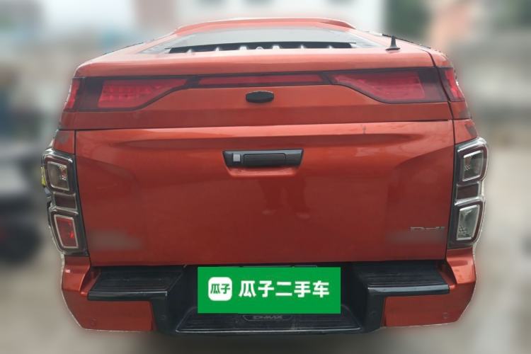 Used Isuzu D-MAX 2023 1.9T Automatic All-Wheel Drive V-CROSS Comfort Edition Rear