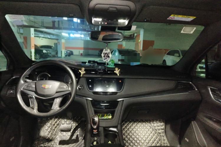 Used Cadillac XT5 2022 2.0T Two-Wheel Drive Luxury Version