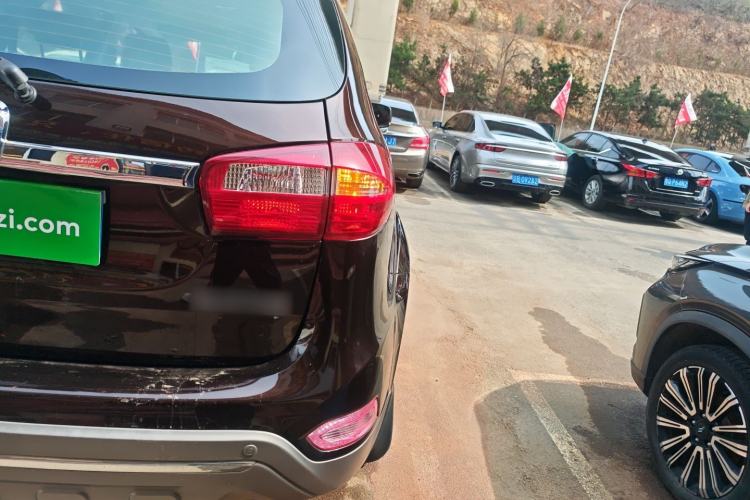 Used JMC Yusheng S350 2016 2.0T Automatic Two-Wheel Drive Gasoline Luxury Edition 5 Seats Exterior 3