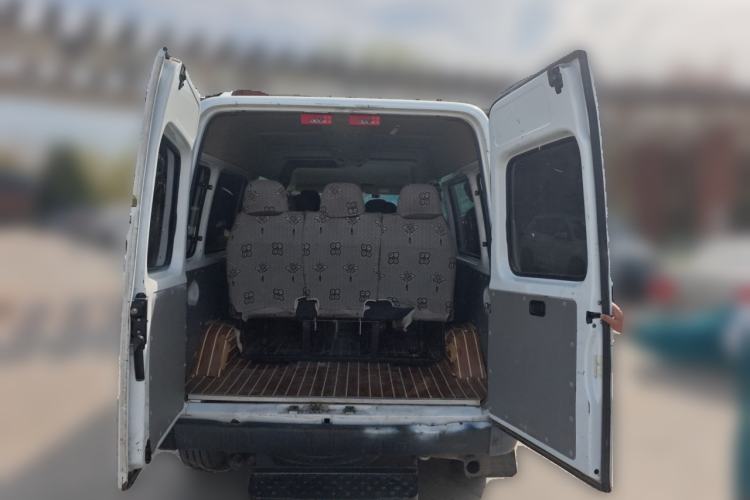 Used JMC Transit 2020 2.8T Business-Grade Long-Wheelbase Mid-Roof 9-Seater China V Emission Standard JX493 Trunk