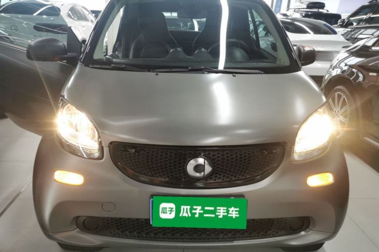 Used smart fortwo 2018 1.0L 52kW Convertible Passion Edition China V Standard
