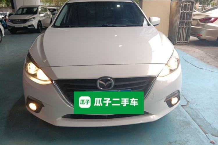 Used Mazda Mazda 3 Axela 2014 Sedan 1.5L Automatic Luxury Model
