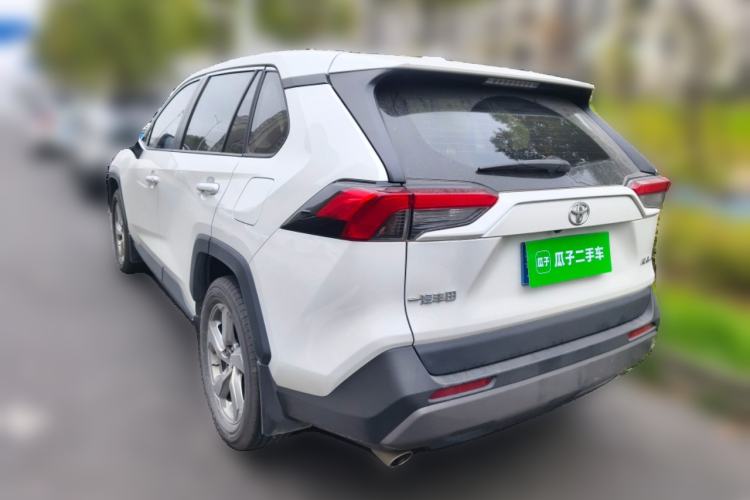 Used Toyota RAV4 2021 2.0L CVT Two-Wheel Drive Fashion PLUS Edition
