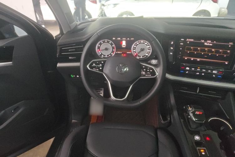 Used Volkswagen Touareg 2022 2.0 TSI Flagship Special Edition Steering Wheel