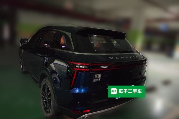 Used Venucia Star 2020 260T Automatic 48V Mild Hybrid Turbocharged Starry Edition