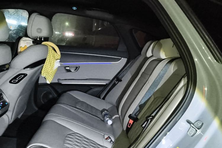 Used BYD Han 2025 DM-i Intelligent Driving Edition 125KM LiDAR Flagship Model
