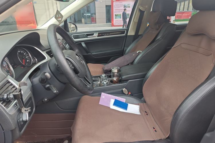 Used Volkswagen Touareg 2017 3.0 TSI Yuyue Model Left Front Seat