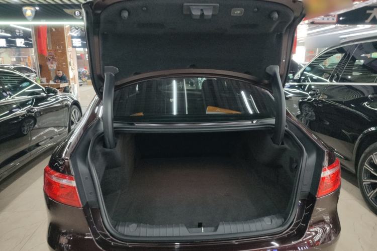 Used Jaguar XFL 2019 XFL 2.0T 250 PS Two-Wheel-Drive Luxury Edition