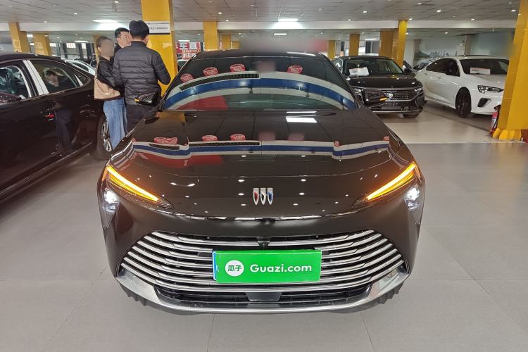 Used Buick LaCrosse 2026 Model 28T Platinum Edition