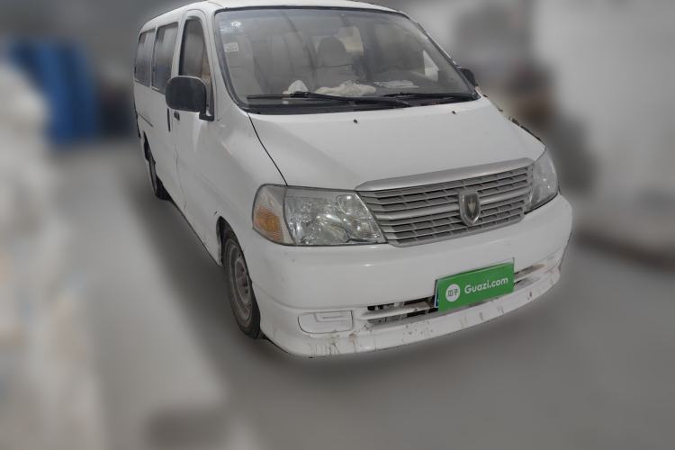 Used Jinbei Express 2018 2.0L Standard Version V19 Front Right 45 Deg