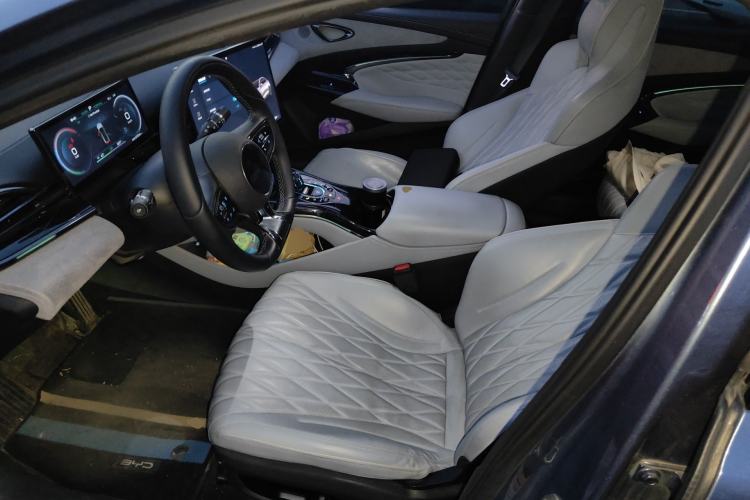 Used BYD Seal 2022 550 km Standard Range Rear-Wheel Drive Prestige Version
