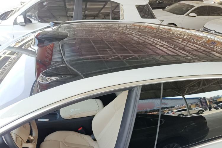 Used Nio ET5T 2024 75kWh Touring Roof