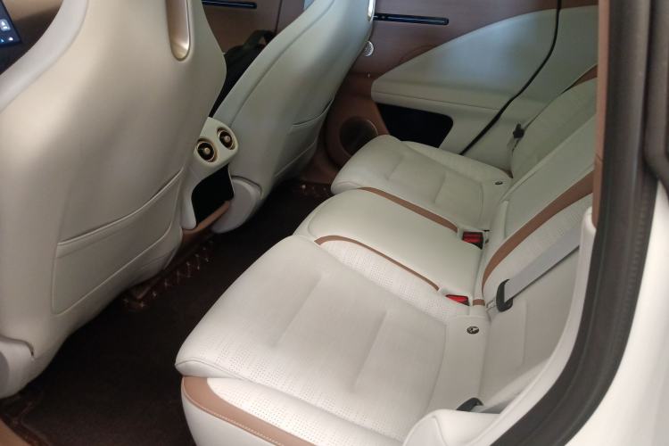 Used Avatr 07 2024 Pro+ All-Electric Version Left Rear Seat