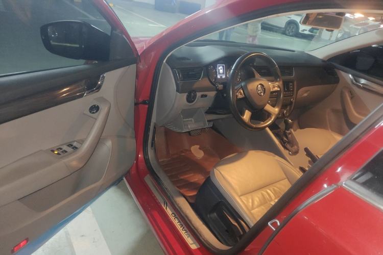 Used Skoda Octavia 2015 1.6L Automatic Yijun Edition