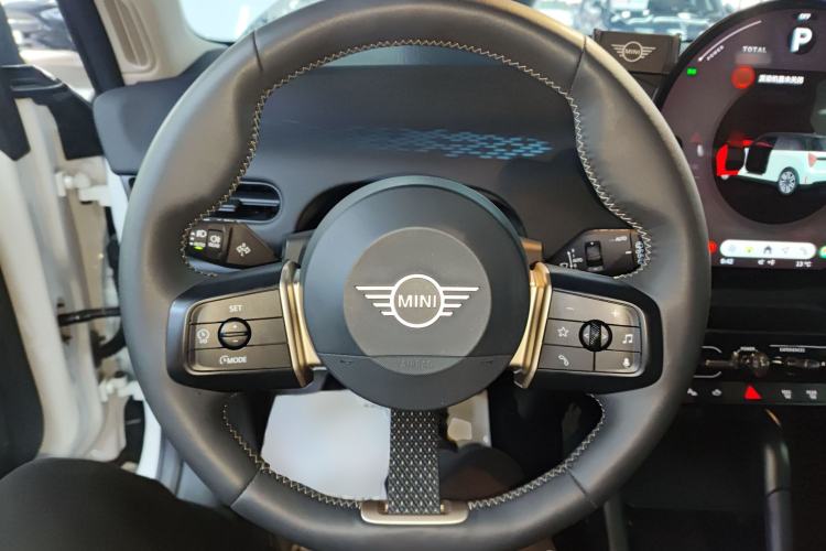 Used MINI Electric COOPER 2024 456km COOPER E Classic Edition