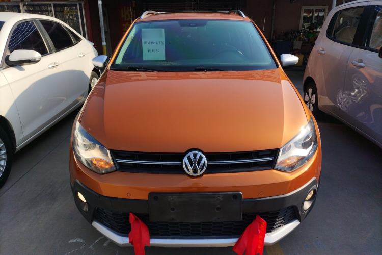 Used Volkswagen Polo 2014 1.6L Cross Polo Automatic
