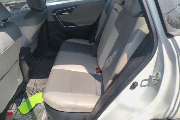 Used Toyota RAV4 2020 Dual-Engine 2.5L E-CVT 4x4 Elite PLUS Edition