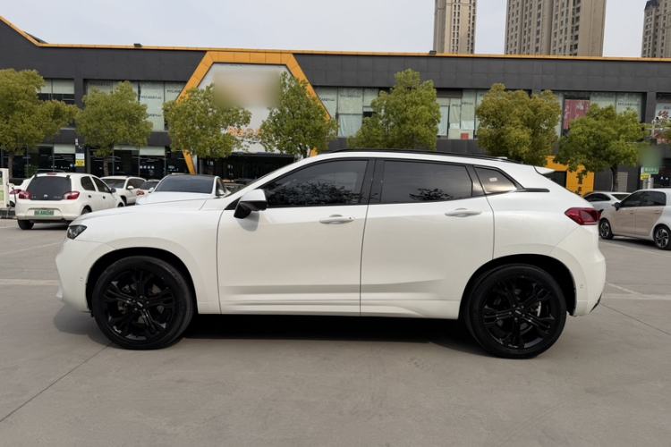 Used Wey VV7 2017 2.0T Flagship Model Exterior 3