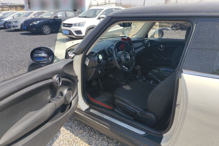 Used MINI 2016 1.2T ONE Pioneer Edition Driver Seat