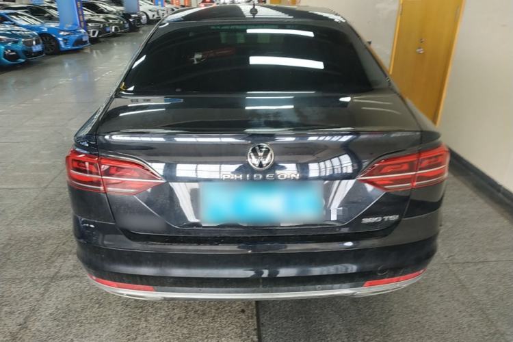 Used Volkswagen Phideon 2021 380TSI Luxury Edition
