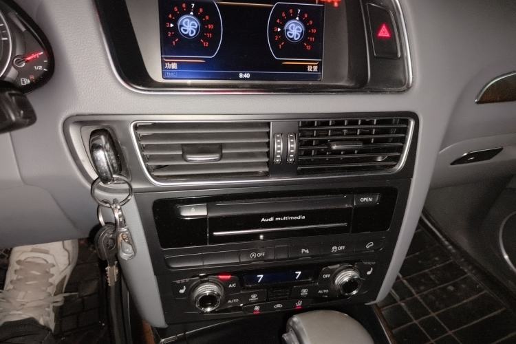 Used Audi Q5 2015 40 TFSI Comfort Model
