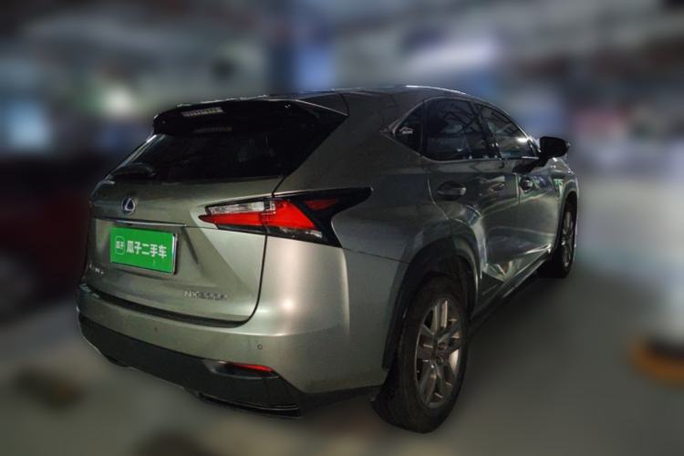 Used Lexus NX 2015 300h All-Wheel-Drive Fēngzhì Edition Exterior 5