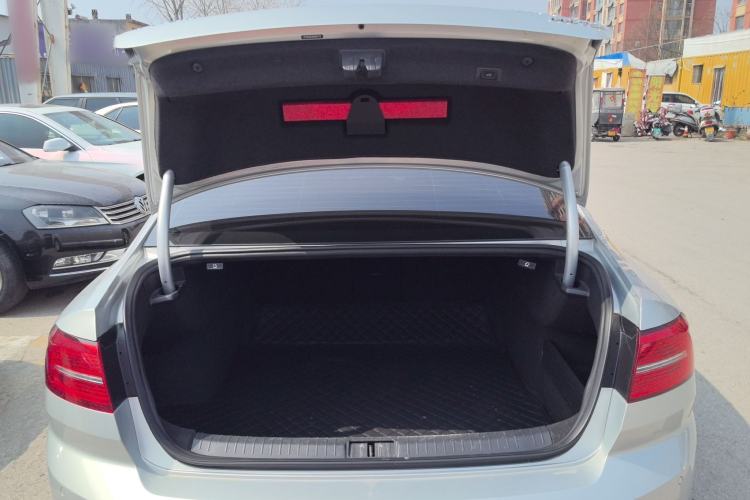 Used Volkswagen Magotan 2017 330TSI DSG Leading Model