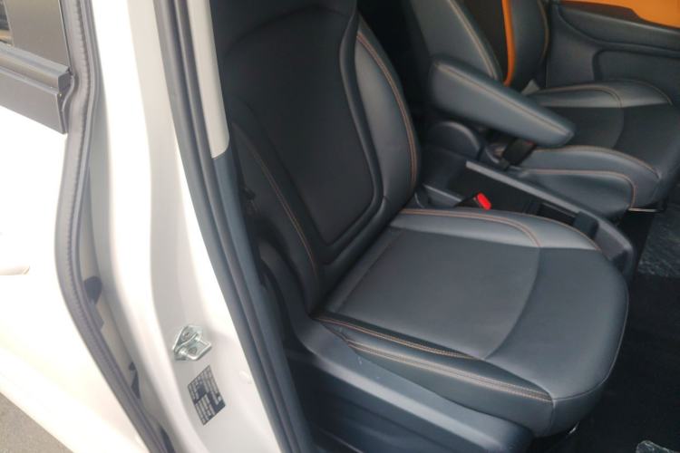 Used Bestune NAT 2023 PRO Comfortable Travel Battery-Swap Version 401km