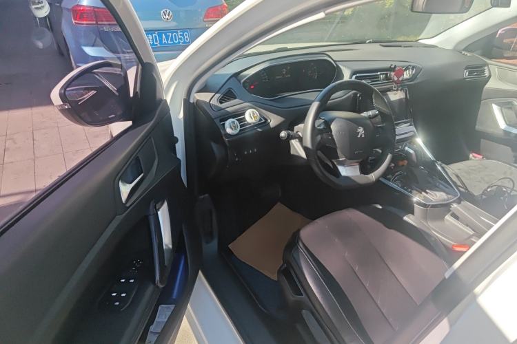 Used Peugeot 308 2016 1.6L Automatic Luxury Edition Driver Seat