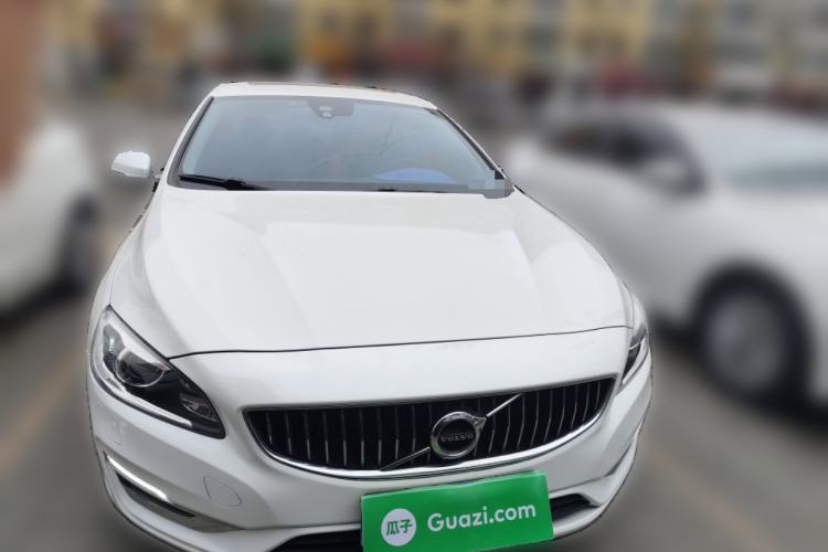Used Volvo S60 2018 S60L T3 Smart Progress Edition
