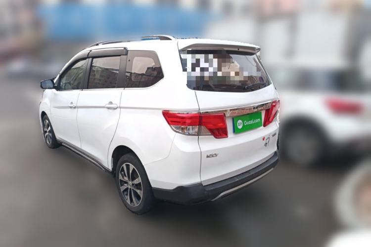 Used Venucia M50V 2017 1.5L XL Manual Comfort Edition