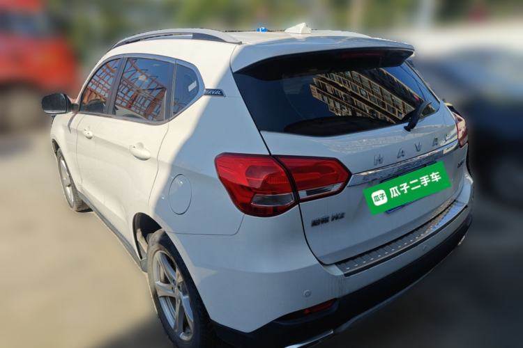 Used Haval H2 2018 Chuanxiang Edition Blue Badge 1.5T Dual-Clutch Two-Wheel Drive Fashionable Model