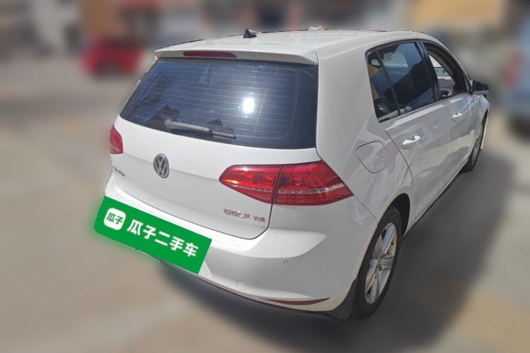 Used Volkswagen Golf 2014 1.4TSI Automatic Luxury Model Rear Right 45 Deg