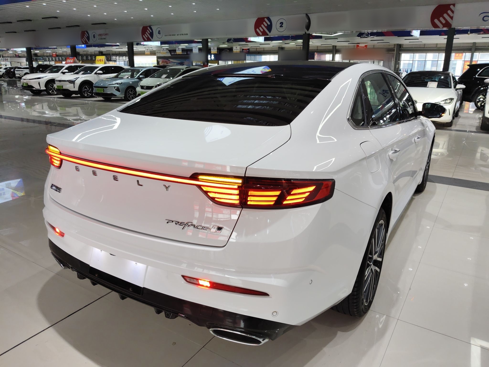 Geely Auto Preface 2023 2.0TD Prestige Version — снимка 6