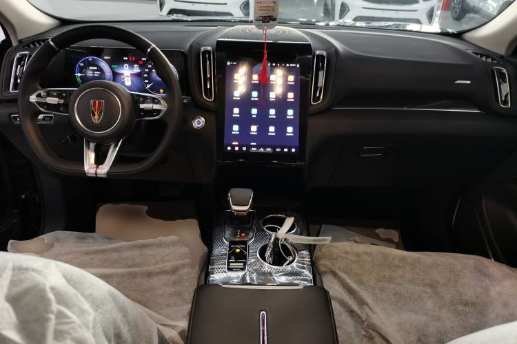 Used Hongqi HS3 PHEV 2025 Model 117km Jingwei Edition Center Console