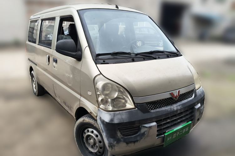 Used Wuling Rongguang 2011 1.2L Base Version
