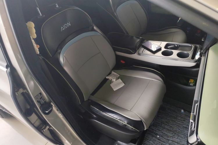 Used AION Y 2023 Younger
