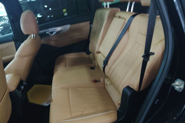 Used GAC Trumpchi GS8 2025 Linghang Series 2.0 TGDI Two-Wheel-Drive Luxury Edition 5 Seats
