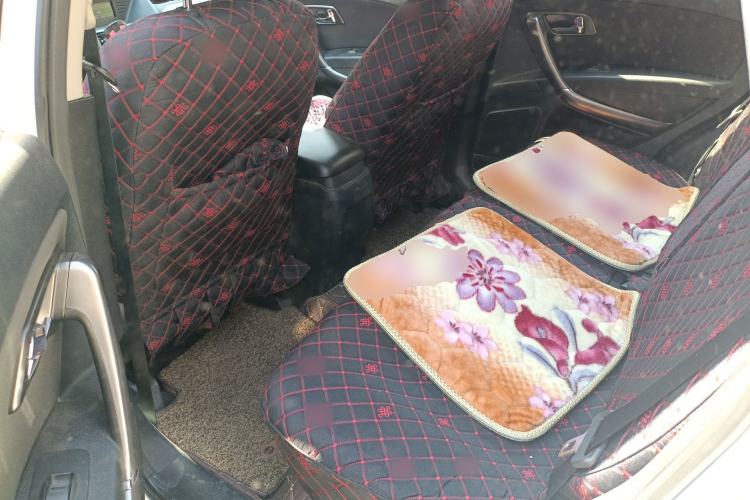 Used Bestune X80 2016 2.0L automatic Comfort trim level