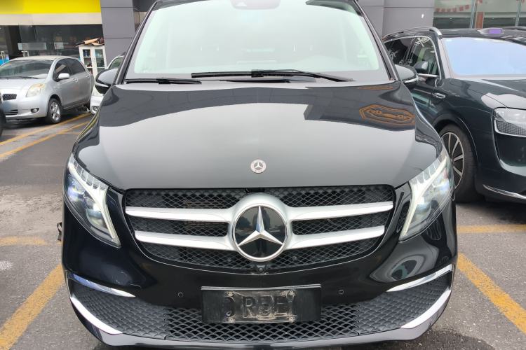 Used Mercedes-Benz V-Class 2022 V 260 L Long Wheelbase Prestige Edition Front