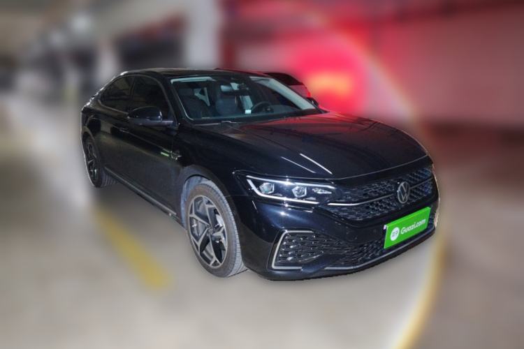 Used Volkswagen Passat 2023 Restyled 330TSI Starry Luxury Edition
