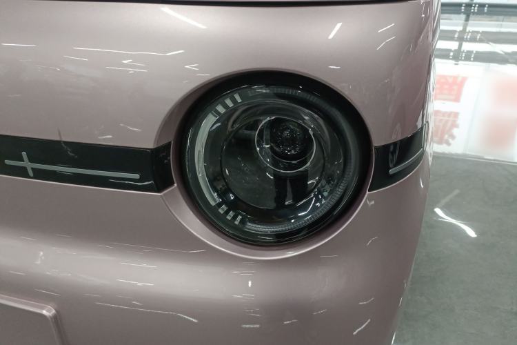 Used Geely Galaxy Panda 2025 210 km – Yuanqi Bear Left Front Headlight