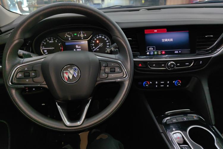 Used Buick Regal 2022 552T Smart Edition
