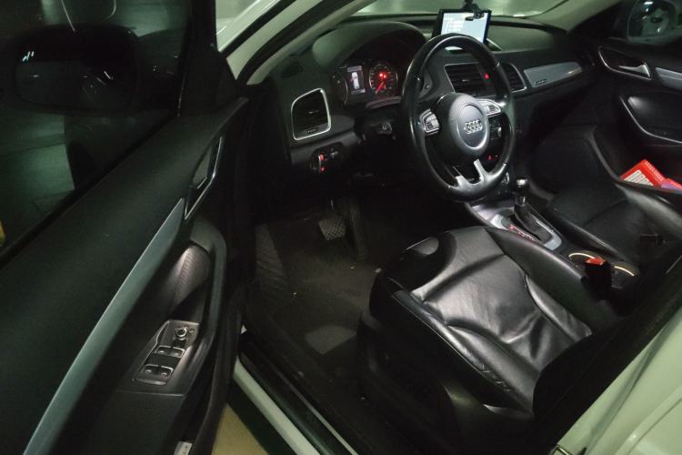 Used Audi Q3 2013 35 TFSI quattro Comfort Model Driver Seat